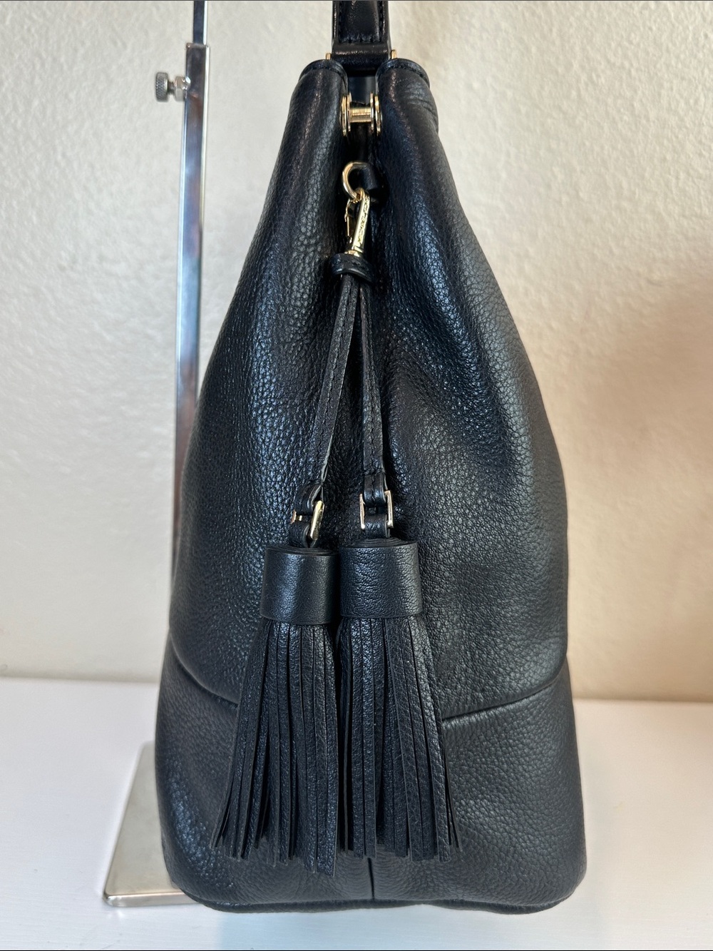 Michael Kors Black Pebbled Leather Shoulder Hobo - Picture 4 of 11